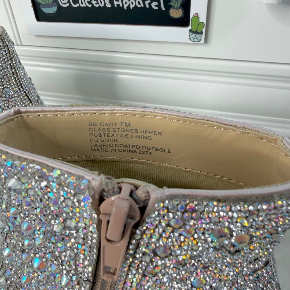 EUC Betsey Johnson Cady Rhinestone Booties Size 7 - Picture 5 of 11
